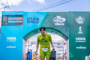 BIB: 5009
                            <button type="button" onclick="openModal(21778758)" class="btn btn-primary btn-sm float-right btn-popup" data-toggle="modal" data-target=".modal-high-quality">
                        <i class="fas fa-shopping-cart"></i> Add to Cart
                    </button>
                                            <button type="button" onclick="isThisMe(21778758, true)" class="btn btn-success btn-sm float-right btn-popup btn-isme hidden" data-toggle="tooltip" data-placement="bottom" title="นี่คือรูปของคุณใช่ไหม คลิกที่นี่เพื่อเอาเข้าอัลบั้ม">
                        <i class="fas fa-plus"></i> Add to album
                    </button>
                    <button type="button" onclick="isThisMe(21778758, false)" class="btn btn-warning btn-sm float-right btn-popup btn-isnotme hidden">
                        <i class="fas fa-ban"></i> Remove from album
                    </button>